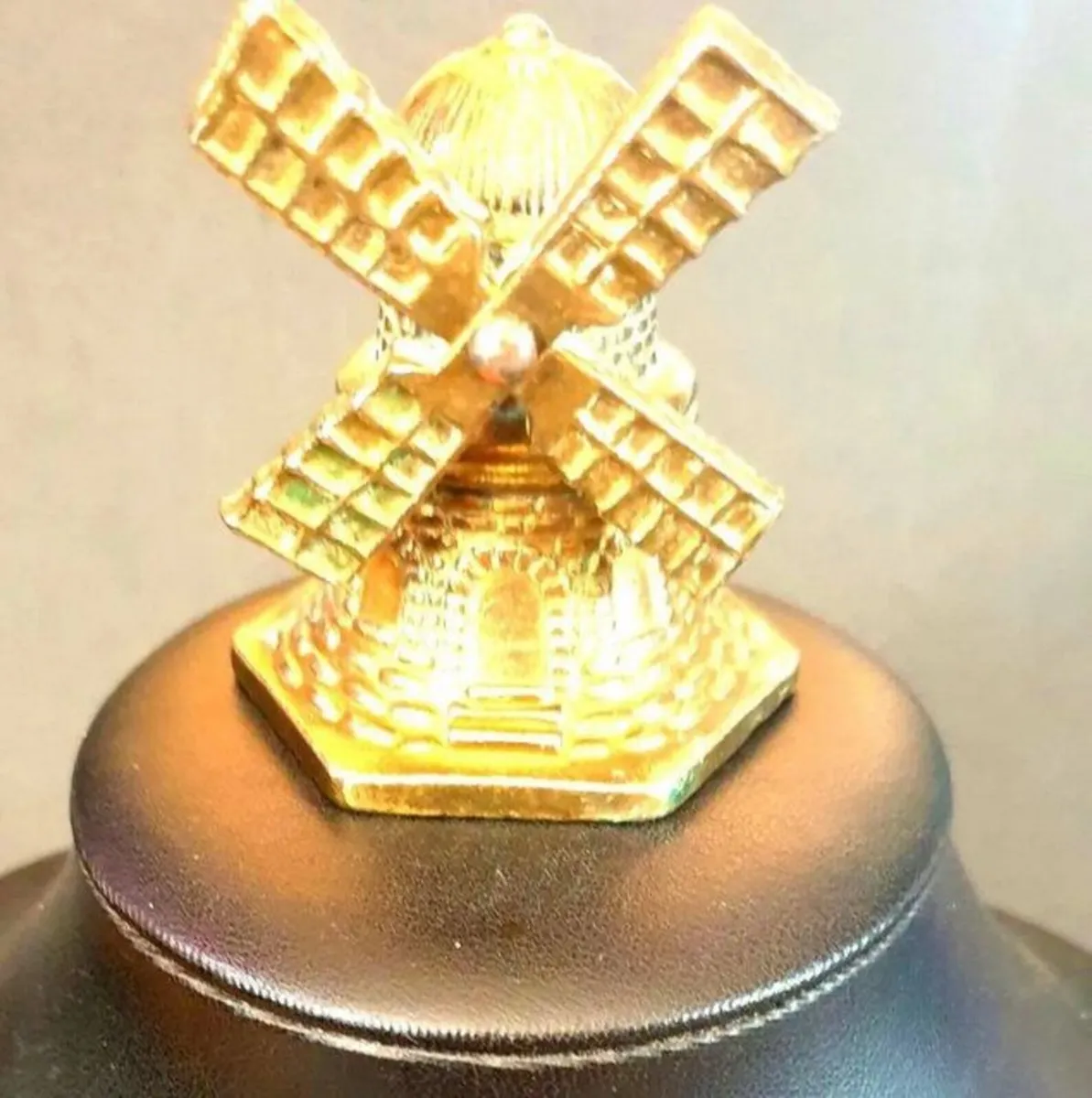 Vintage Brass Windmill In great Vintage Condition - Image 3