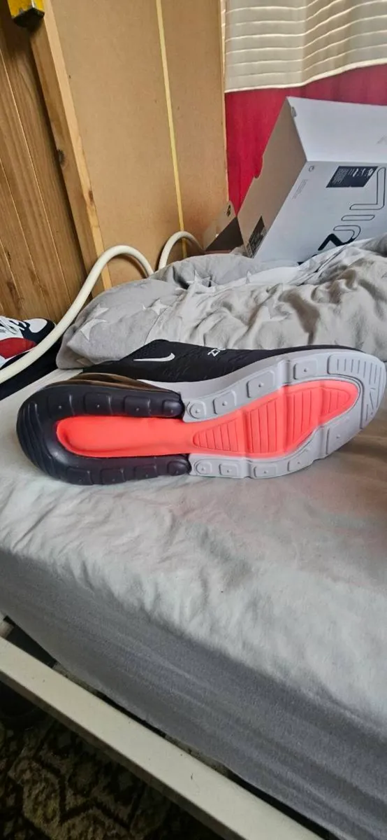 Nike Air Max Trainers - Image 4