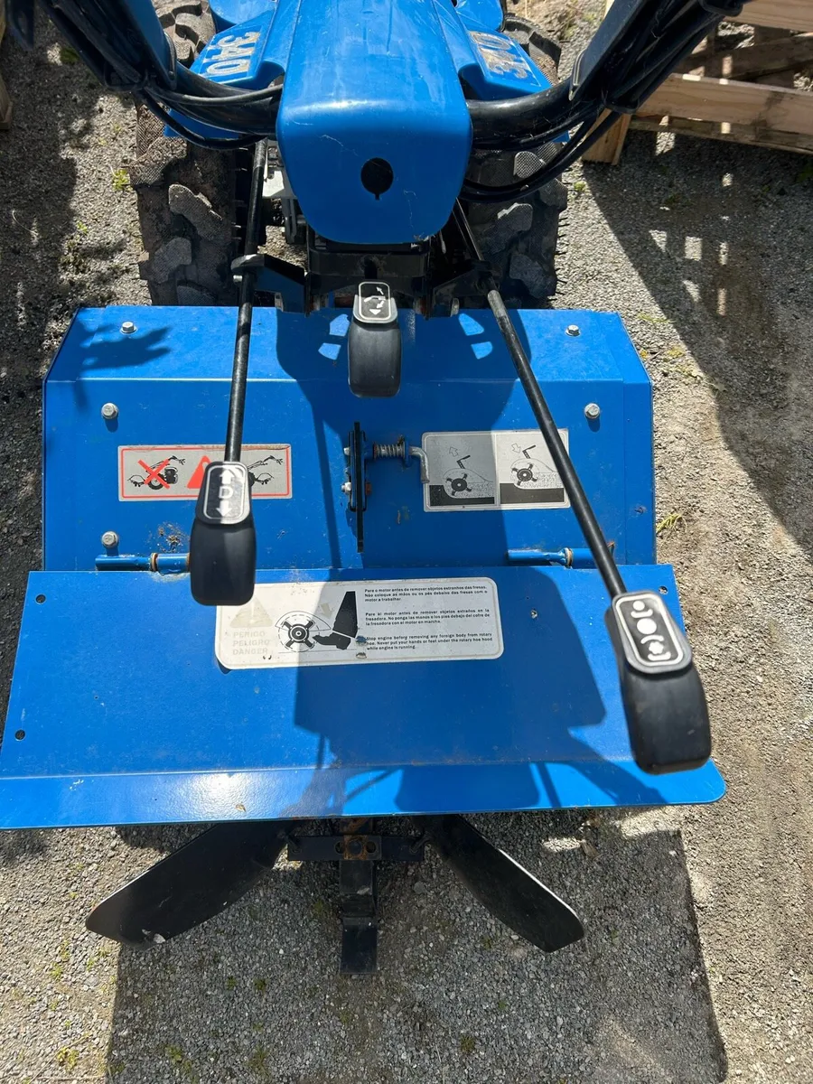 Two-wheel tractor with Tiller + Furrow 10HP Petrol - Image 3