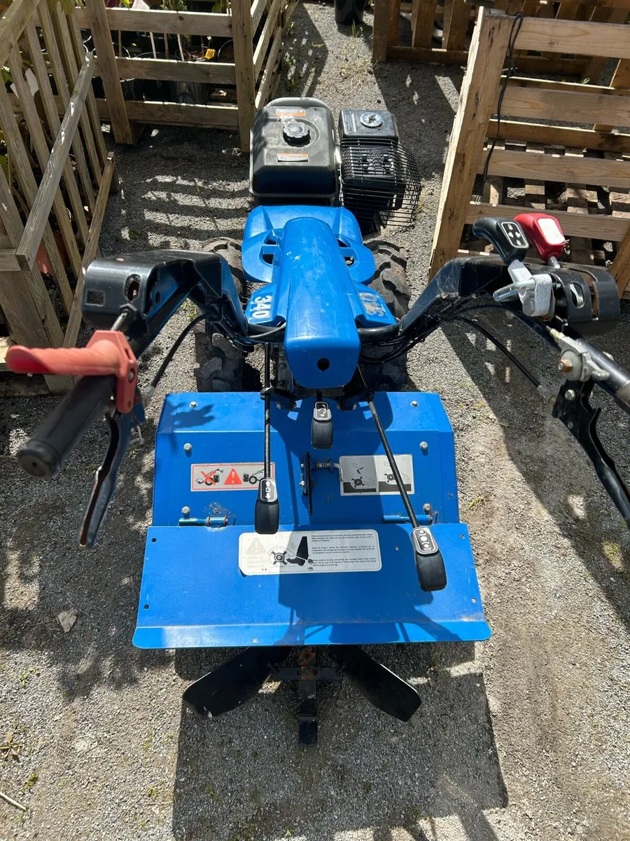 Two-wheel tractor with Tiller + Furrow 10HP Petrol - Image 4
