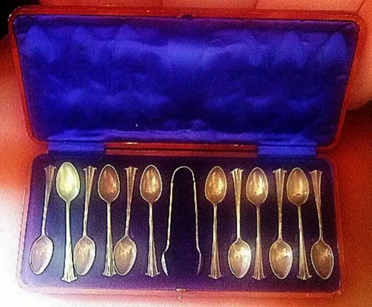 Vintage Silver 12 Tea Spoons & Sugar Tongs/Case - Image 4
