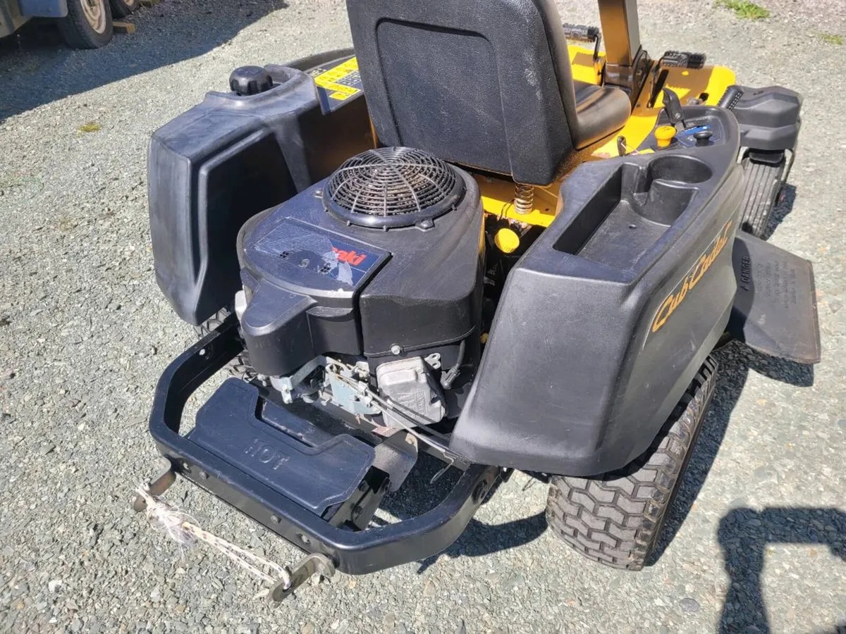 Cubcadet zeroturn lawnmower - Image 4