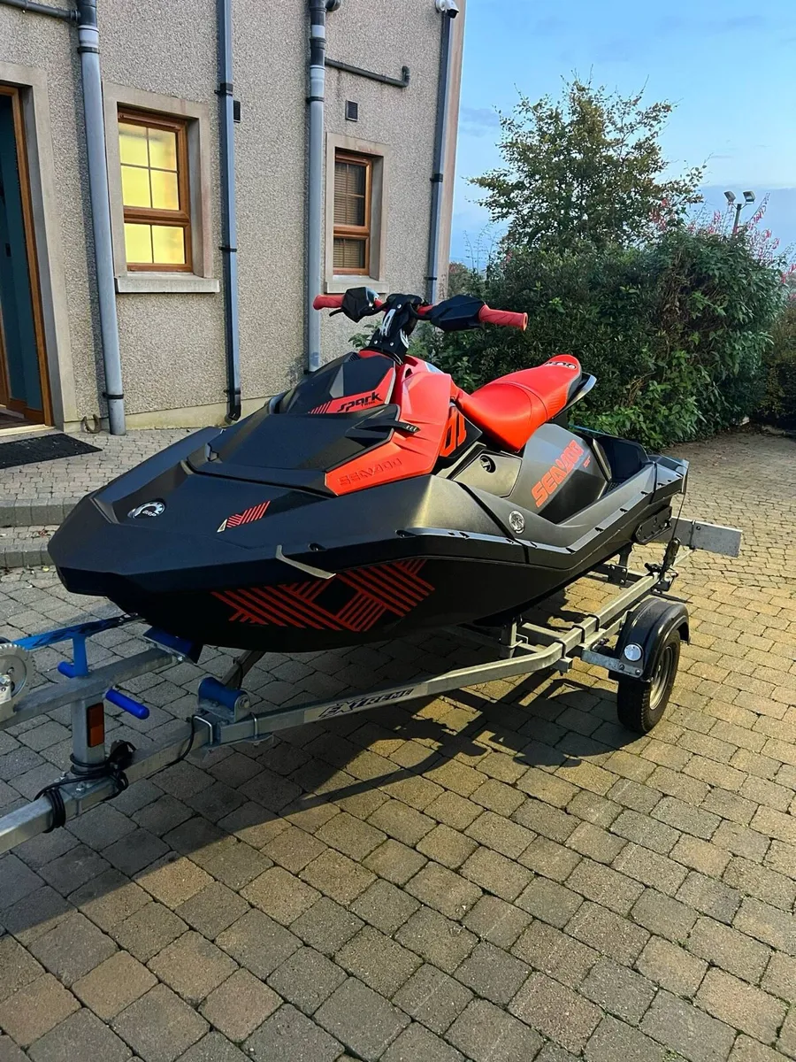 Seadoo spark trixx 3up Jetski - Image 2