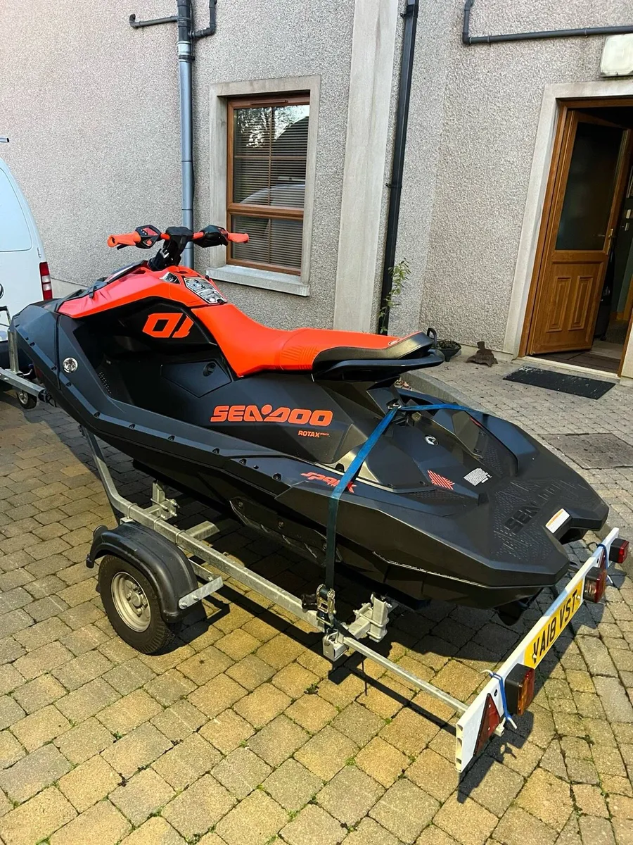 Seadoo spark trixx 3up Jetski - Image 3