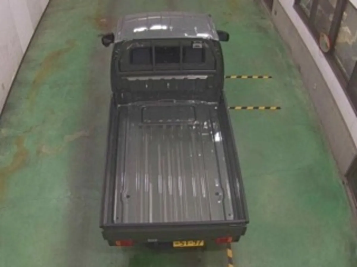 2026 New Model Suzuki Carry 4WD - Image 4