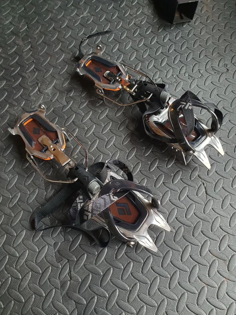 Black Diamond crampons - Image 4