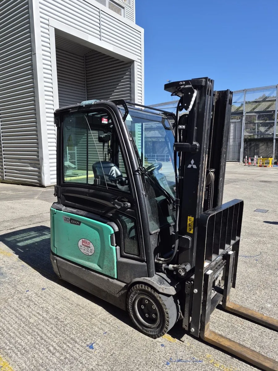Forklift - Image 3