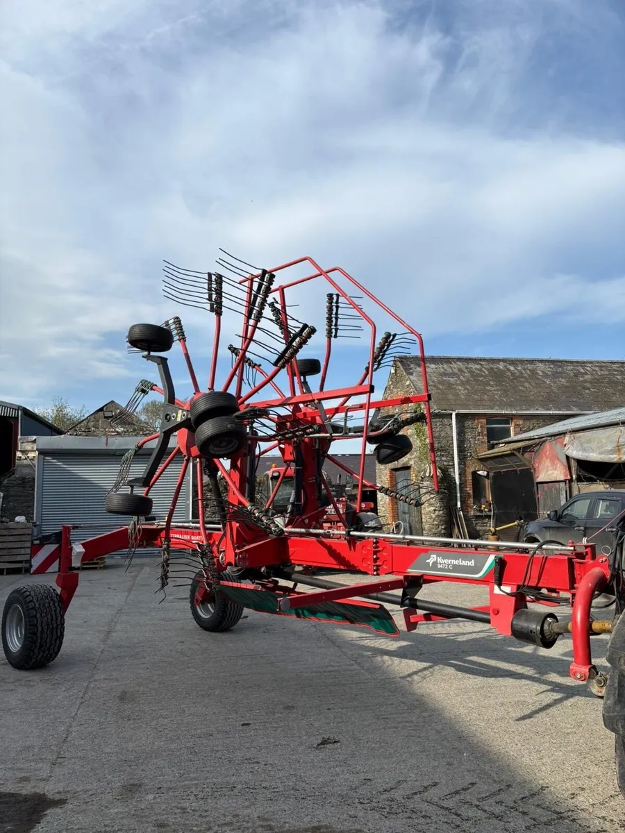 Kverneland  9472  Rake - Image 1