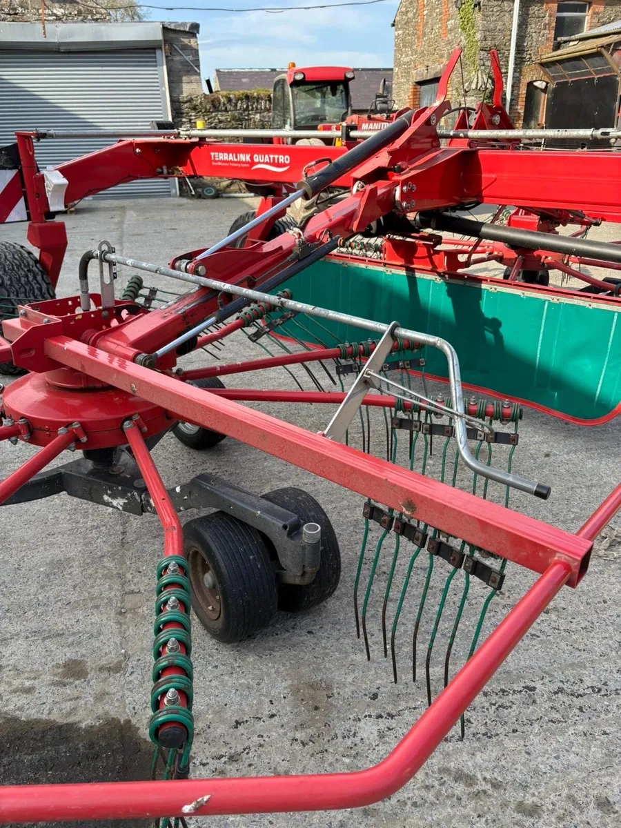 Kverneland  9472  Rake - Image 3