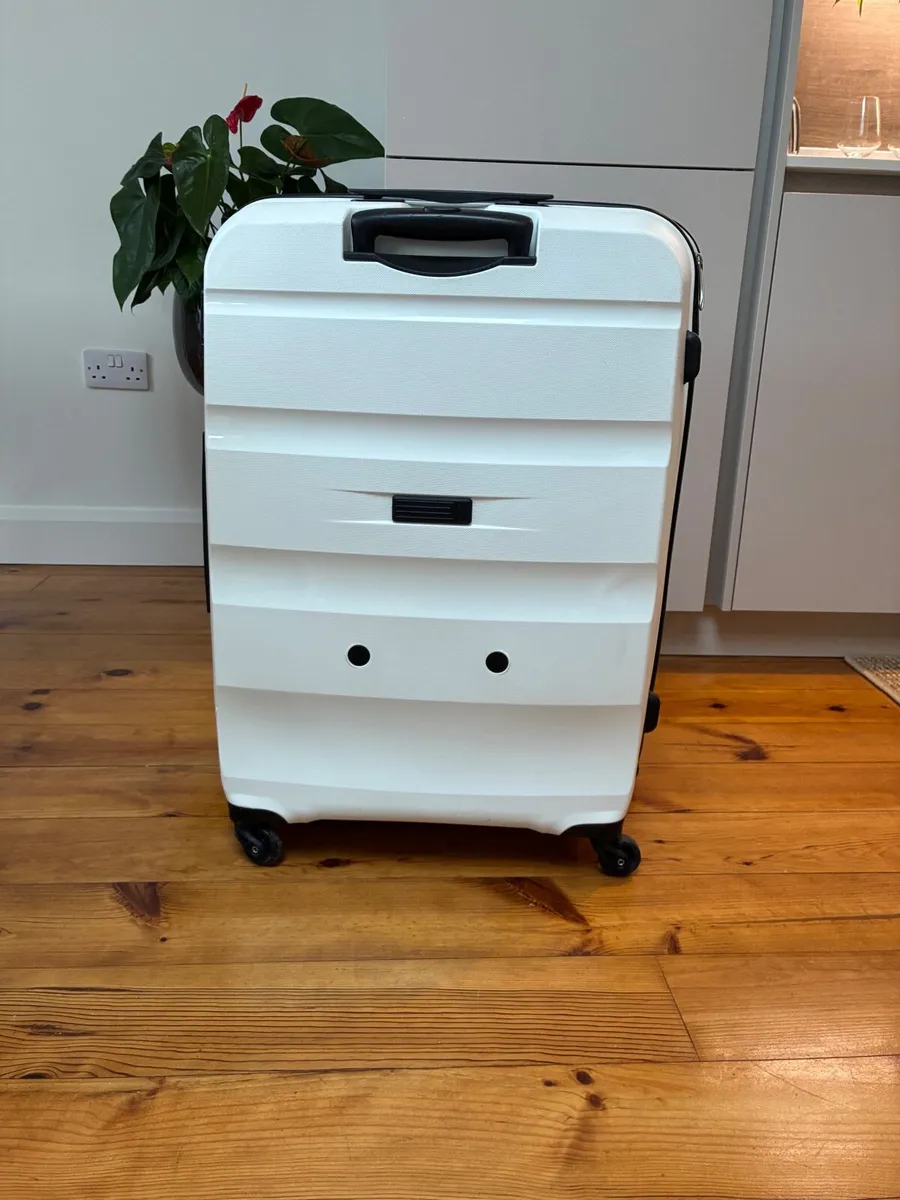 Travel Suitcase - Image 3