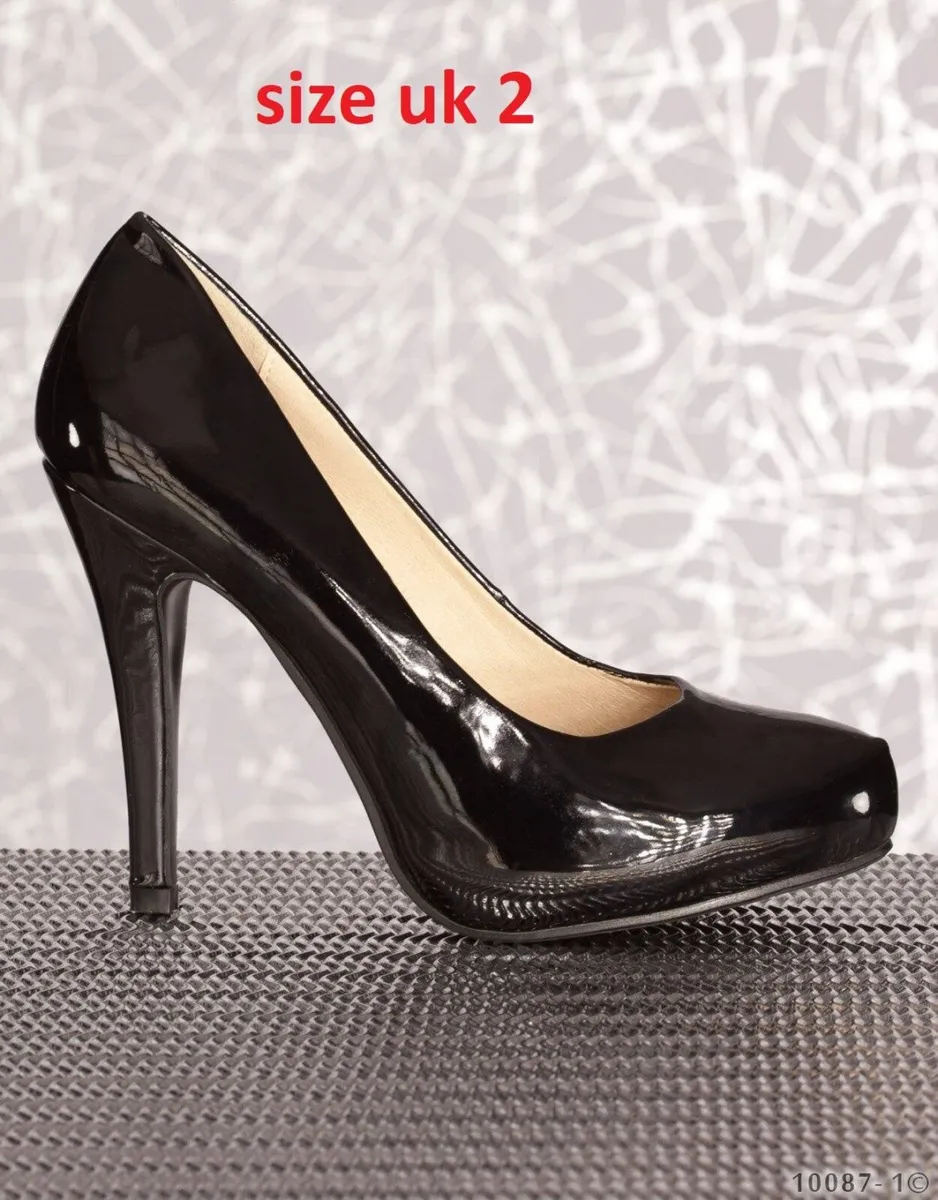 black size uk 2 lacquered heels  new - Image 3
