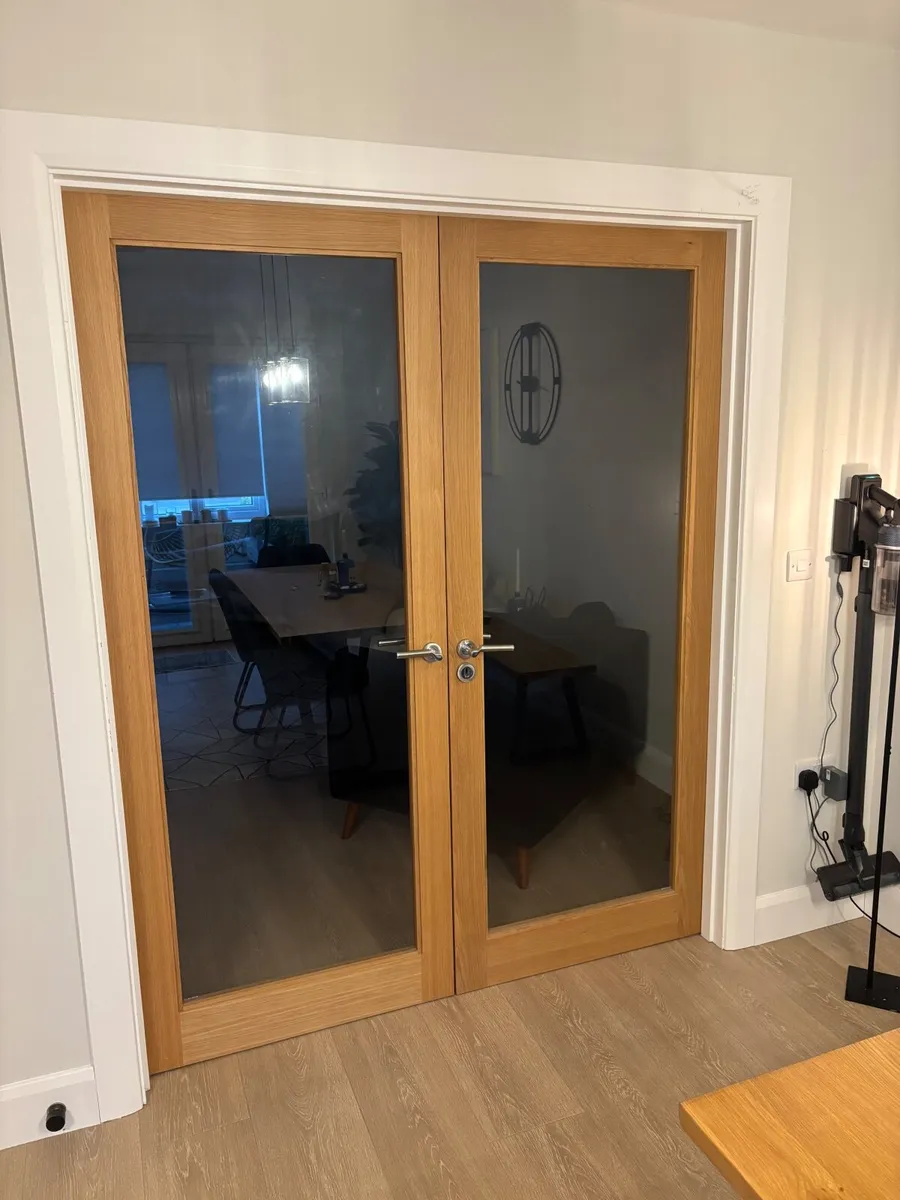 Oak Shaker Glass Double Door s  80 x 32 - Image 2