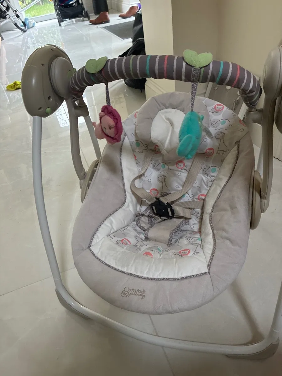 Baby rocker - Image 1