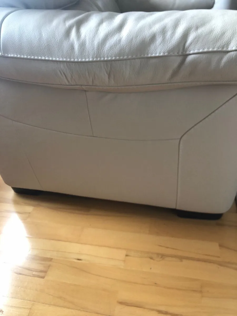 Sofa - Image 4