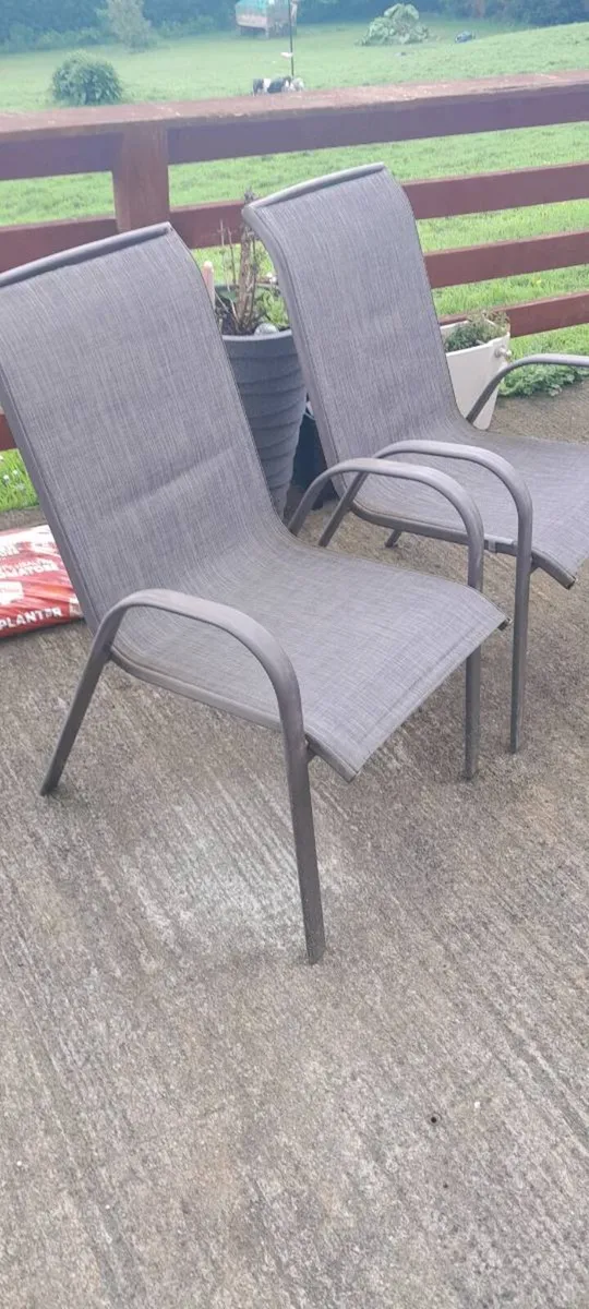 7 Patio chairs,