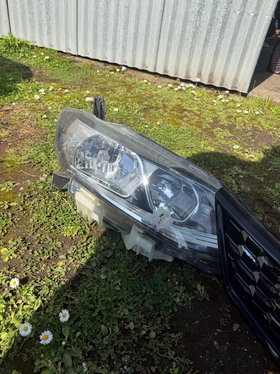 Nissan Pulsar Parts 1.2 Petrol 2016 - Image 3