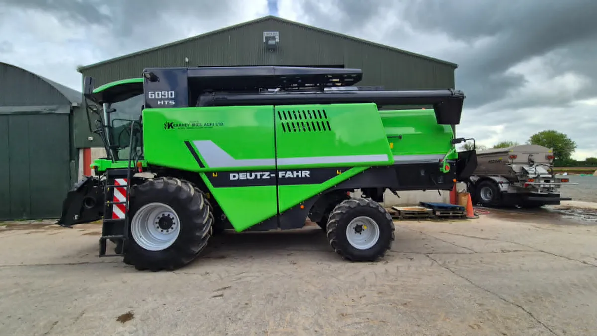 2014 Deutz 6090HTS Combine - Image 2