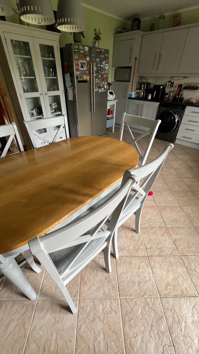Kitchen Table - Image 1