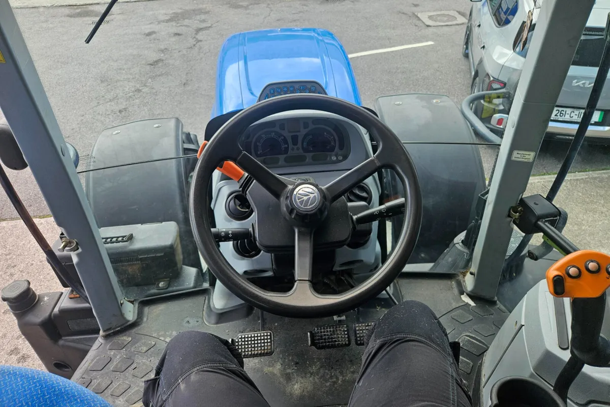 New Holland T7.185 - Image 4