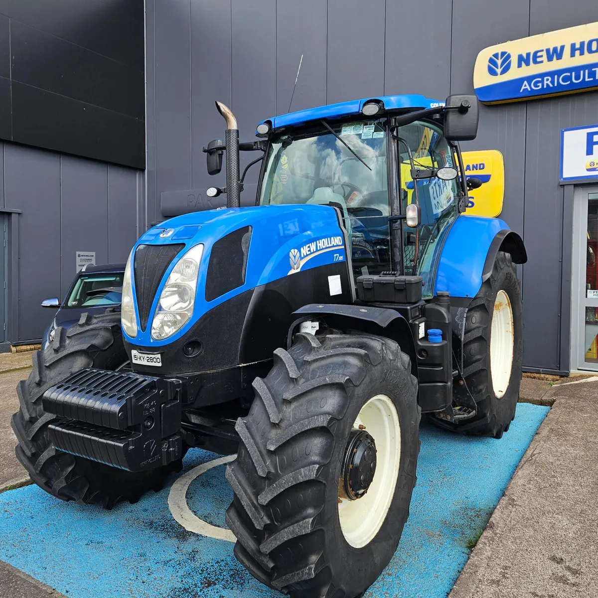 New Holland T7.185 - Image 1