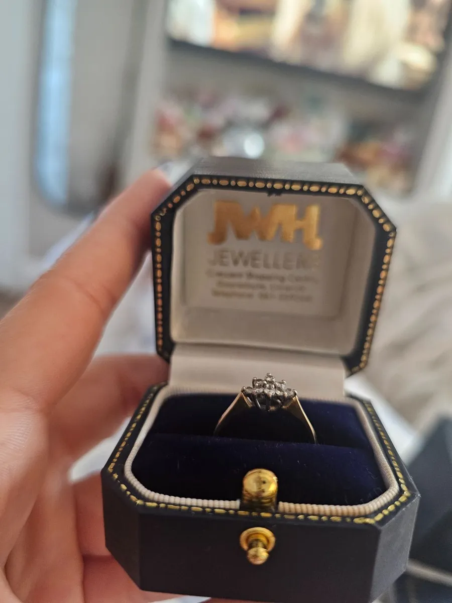 Diamond engagement ring - Image 4