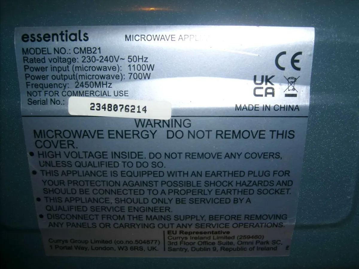Essentials Microwave - Image 3