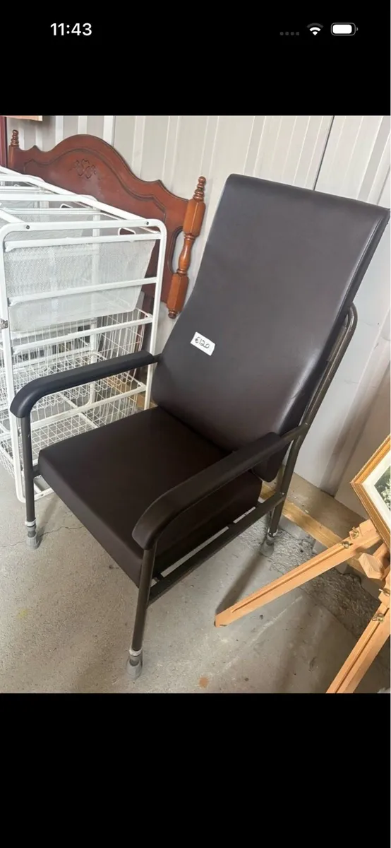 Orthopaedic Chair - Image 2