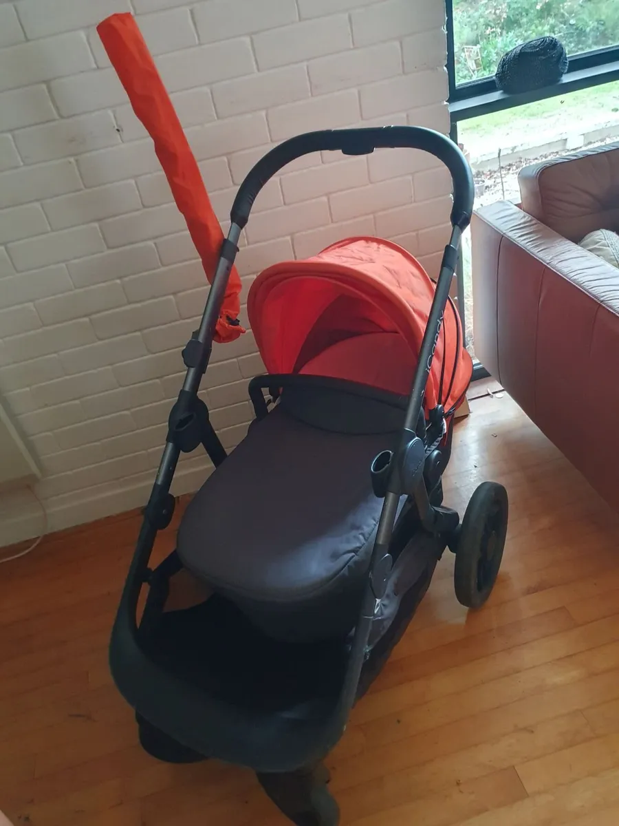 'iCandy Orange' baby travel system. - Image 3