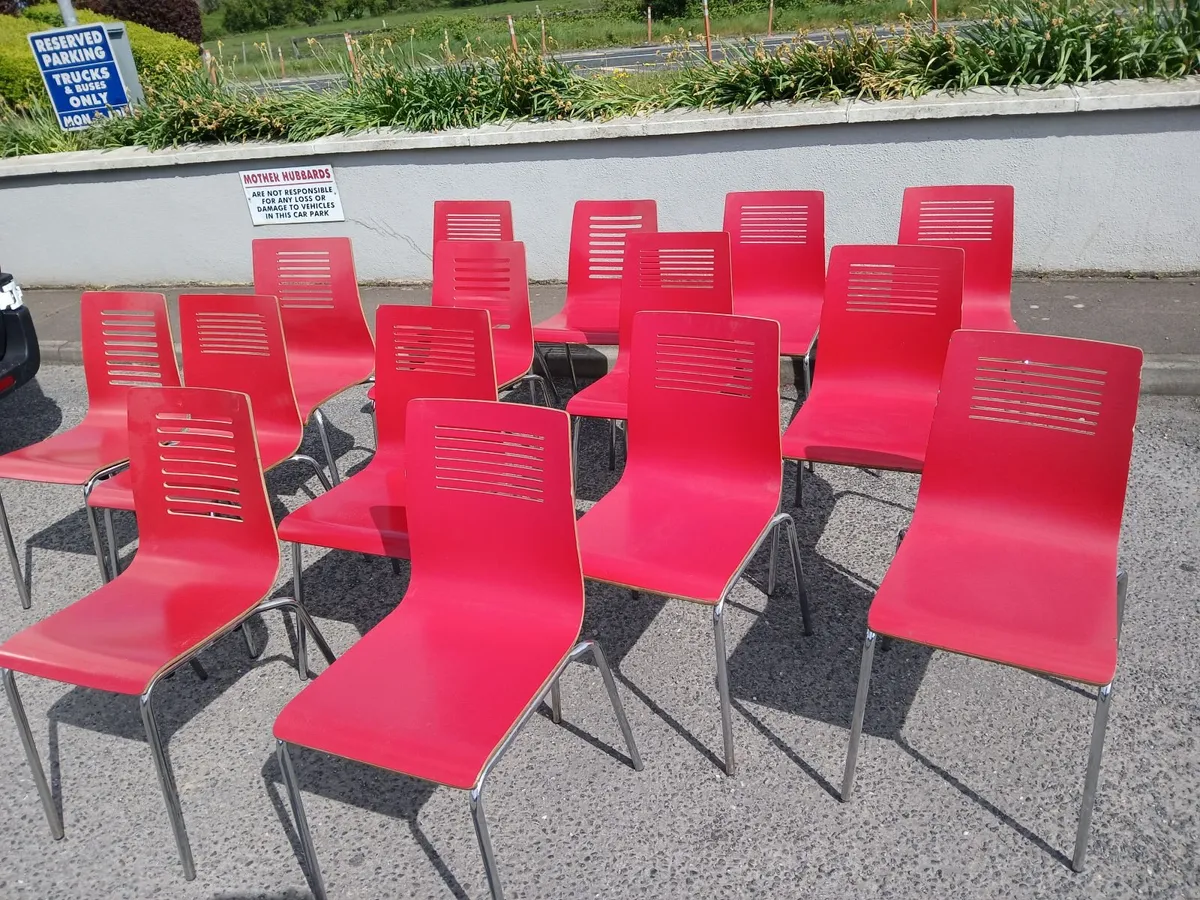 Cafe /hotel/resturaunt chairs 💺  in red del - Image 3
