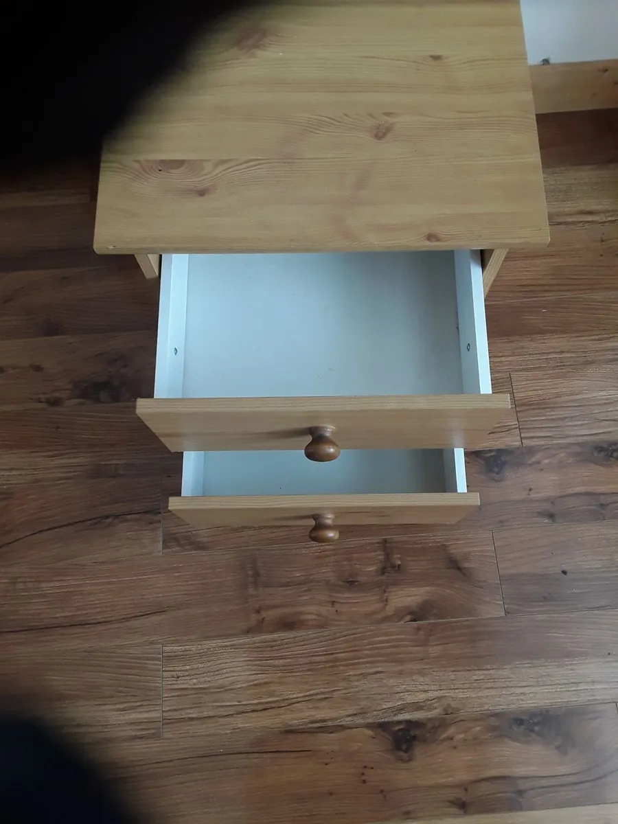 two draw Locker excellent condition - Image 3