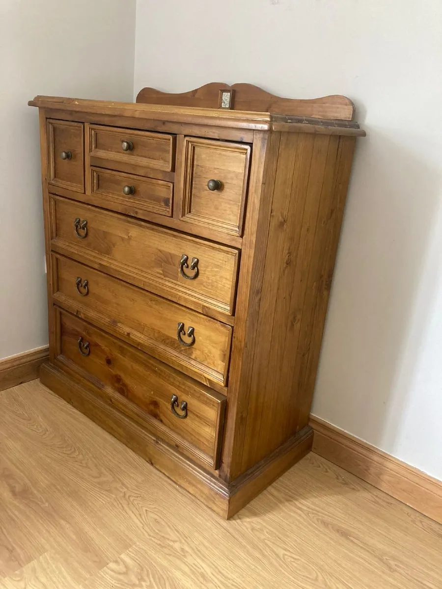 Bedroom furniture - Image 2