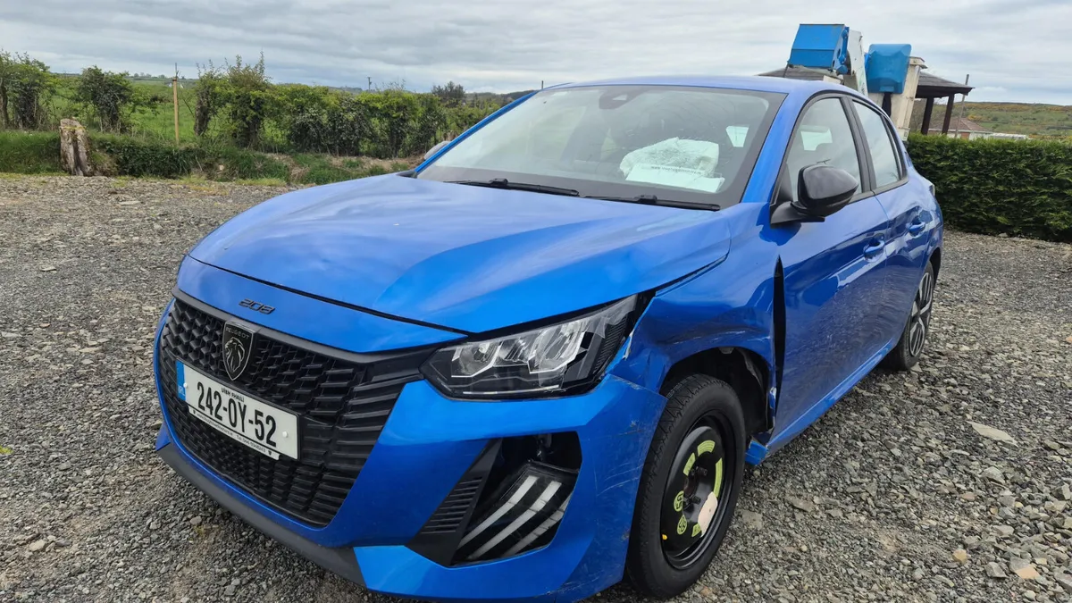 2024 Peugeot 208 Damaged - - Image 4