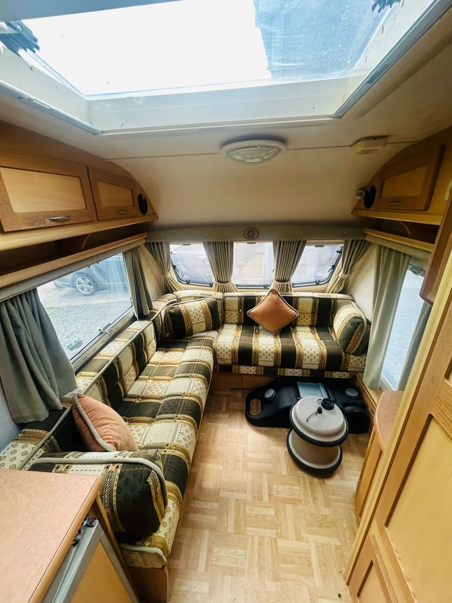 2/3 birth Elldis mistral caravan - Image 4