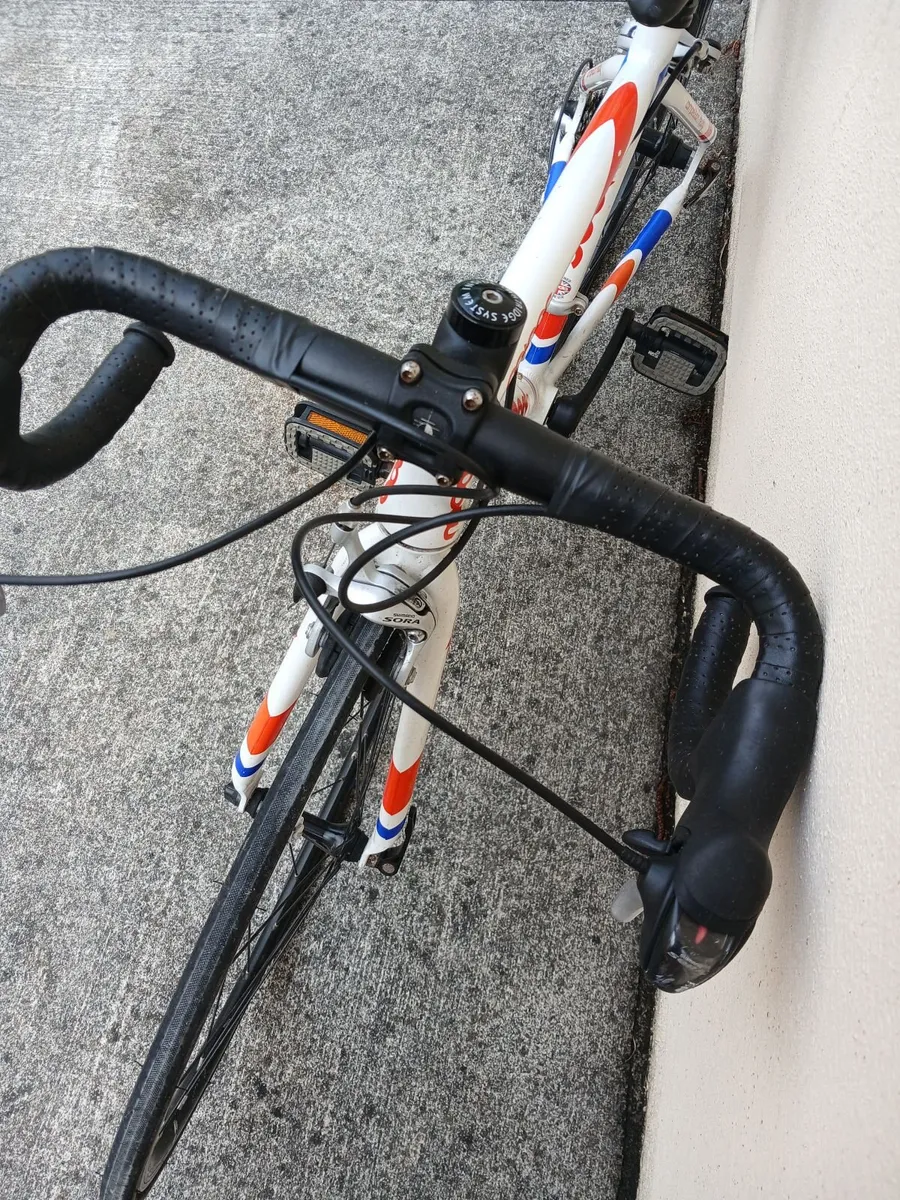 Kids bike - Image 3