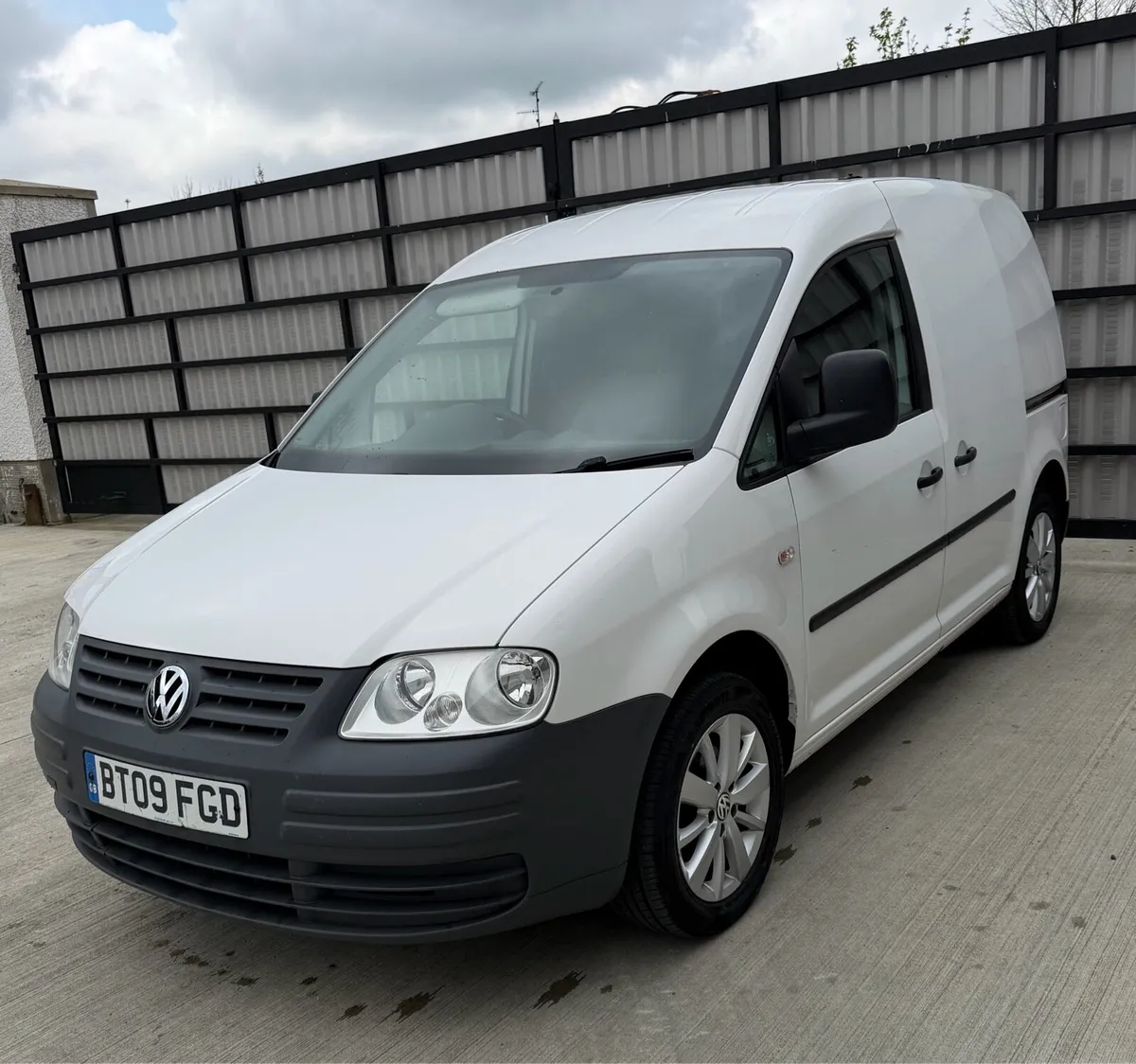 2009 Volkswagen Caddy 1.9tdi - Image 1