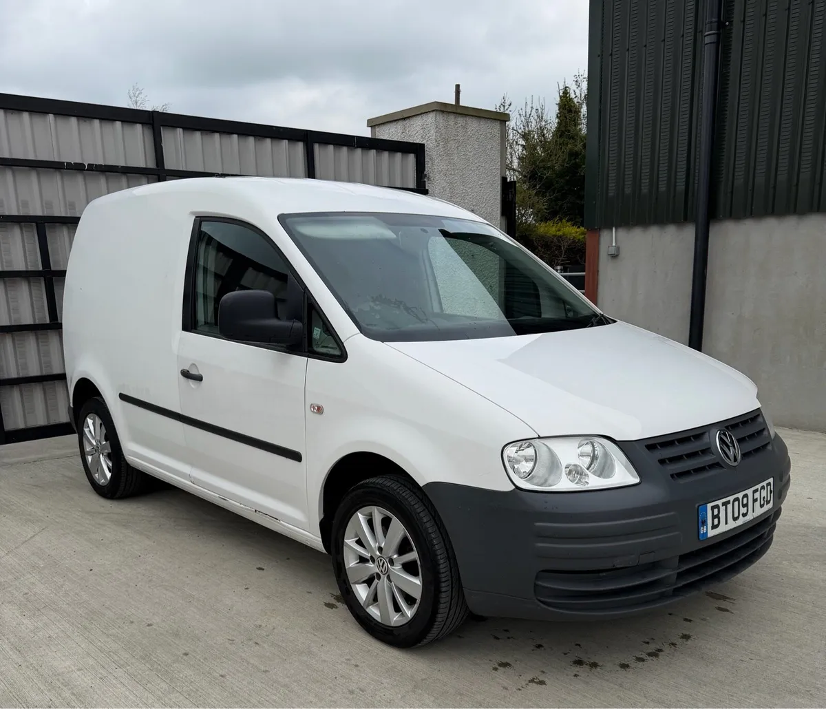 2009 Volkswagen Caddy 1.9tdi - Image 2