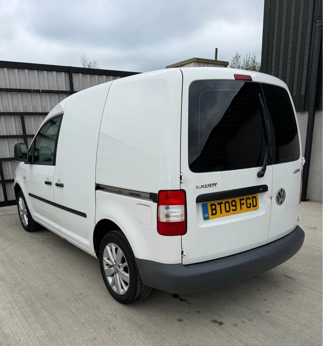 2009 Volkswagen Caddy 1.9tdi - Image 3