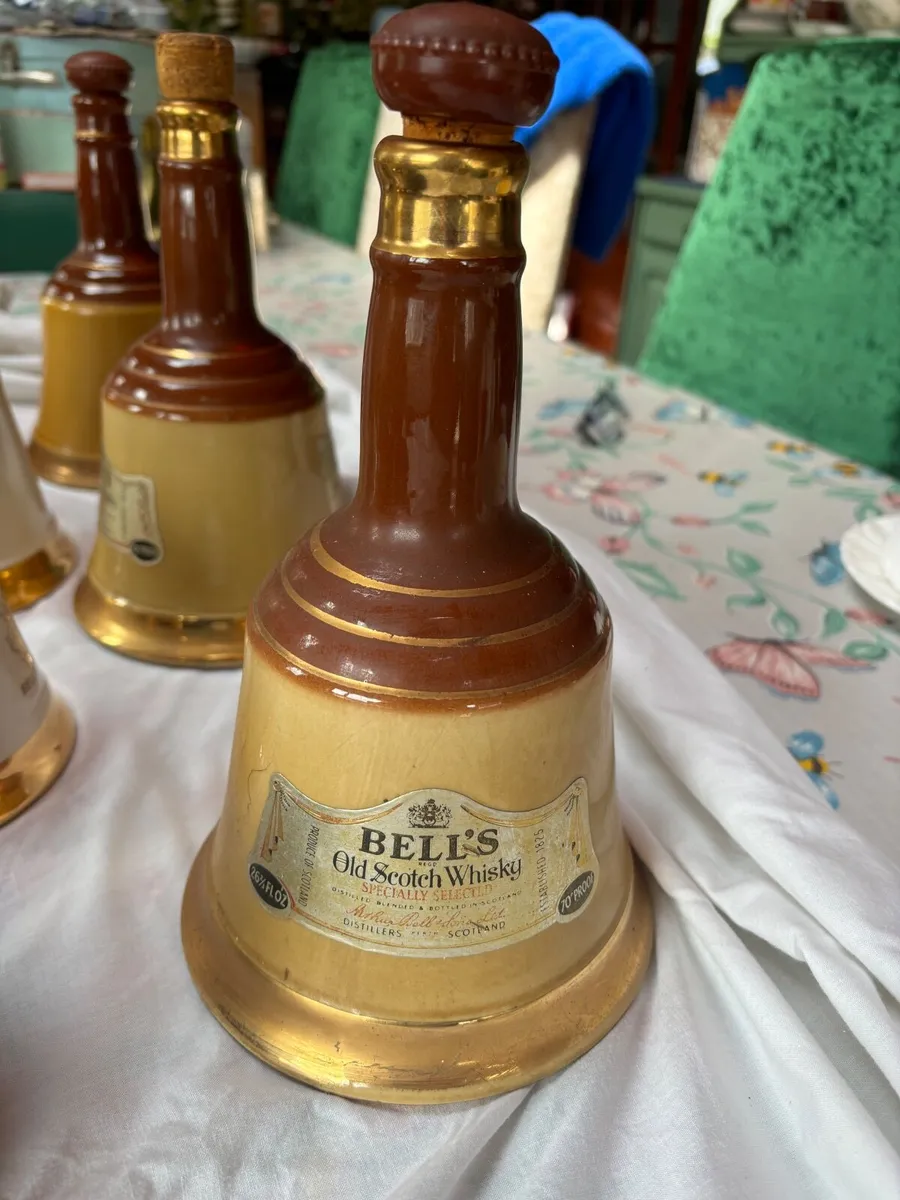 Wade scotch whiskey jars - Image 2
