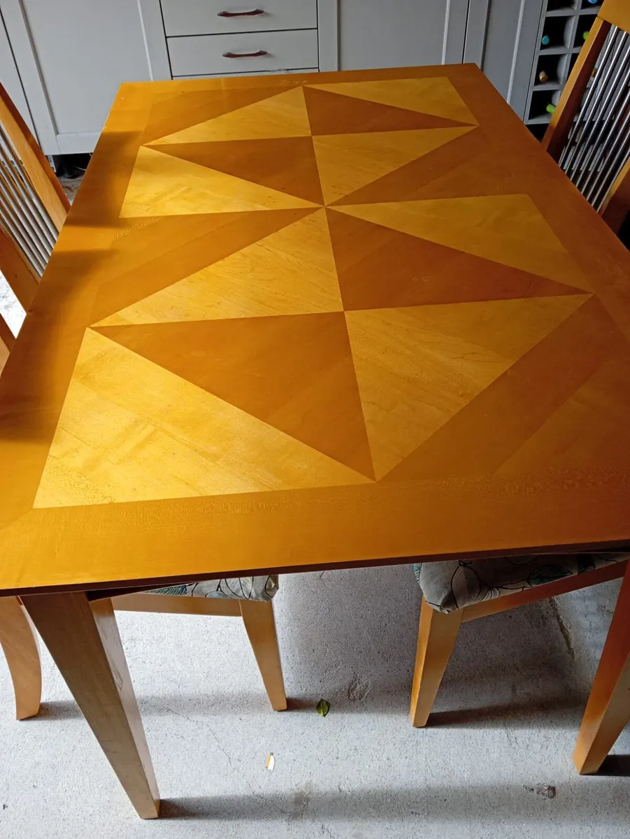 Modern dining table and chairs - Image 2