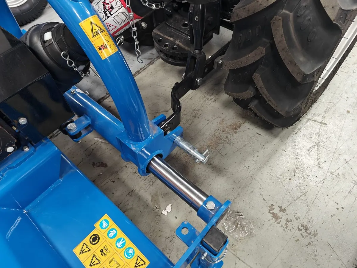 Hydraulic Side Shift Flail Mower - Image 3