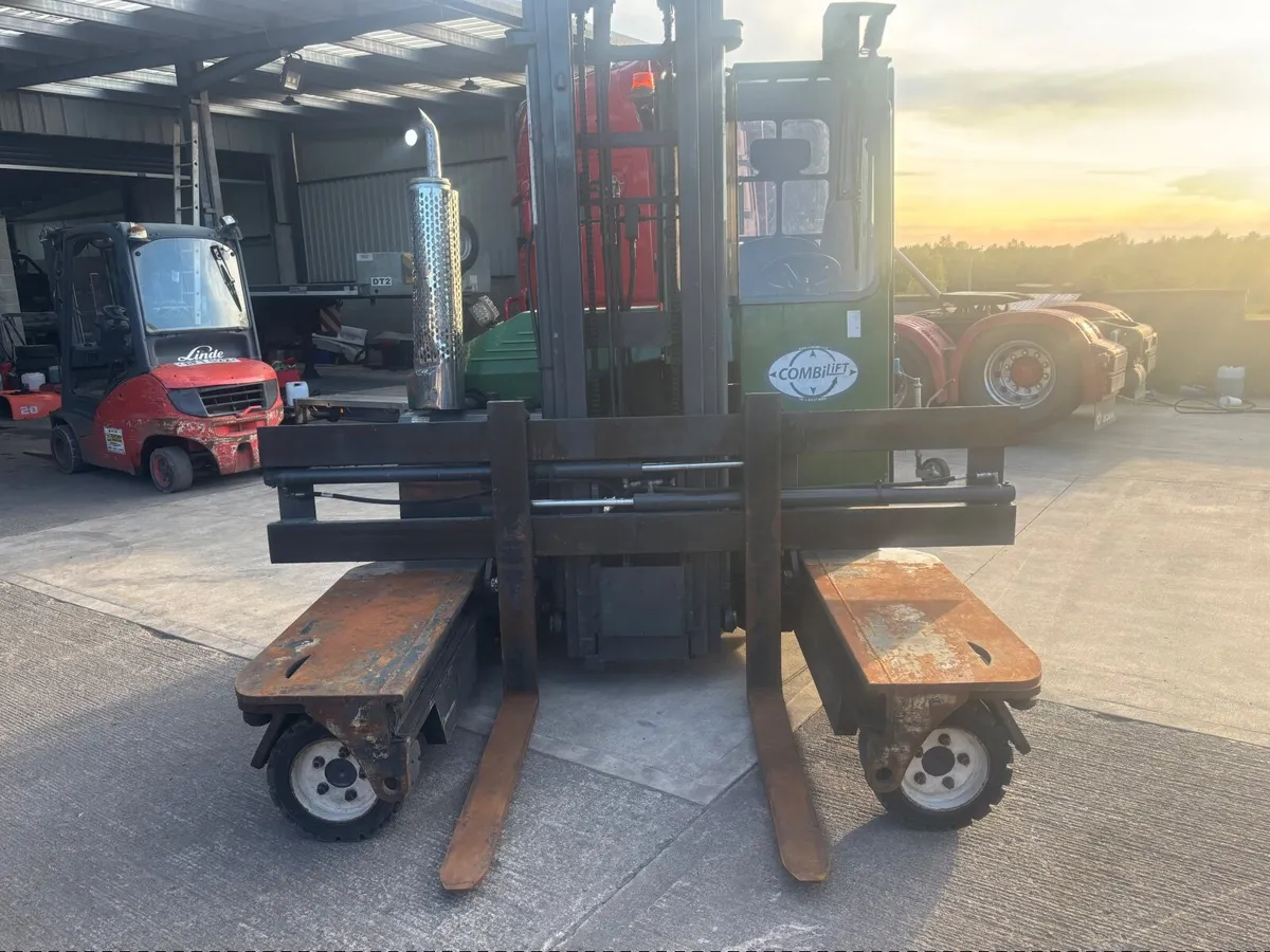 Combi forklift 3 ton diesel - Image 1