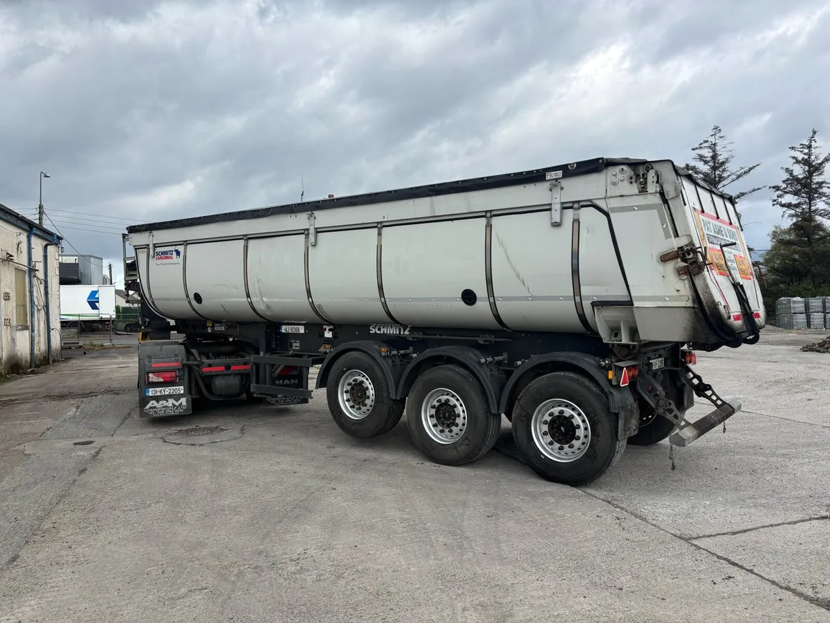 Schmitz Insulted Tipping Trailer - Image 3
