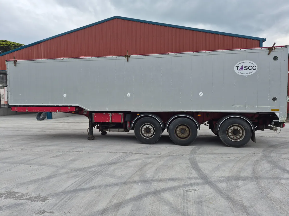 2003 Muldoon Feed Blower Trailer - Image 2