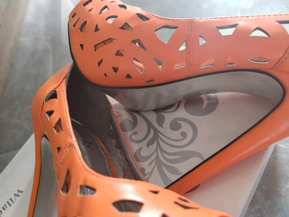 Orange new high heels size fits 35 and half - Image 2