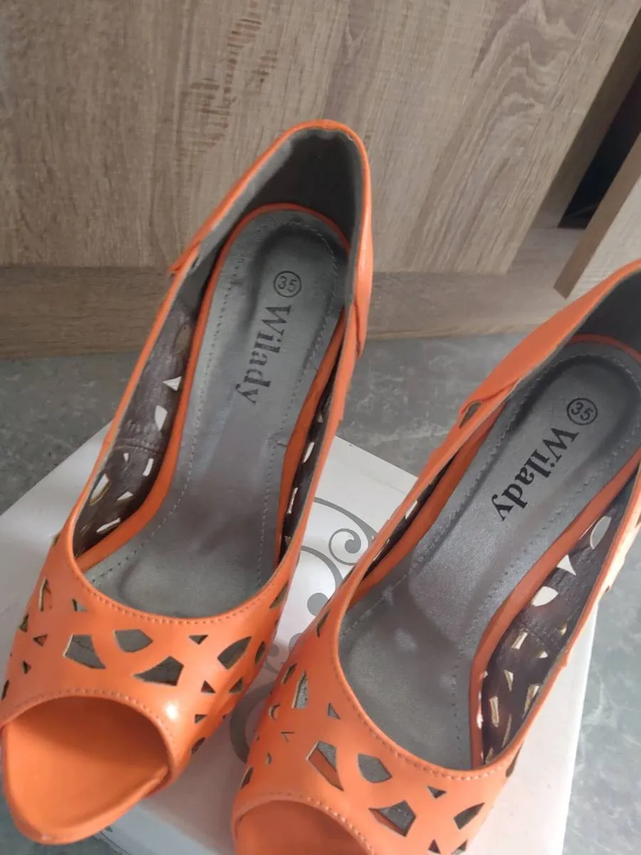 Orange new high heels size fits 35 and half - Image 3