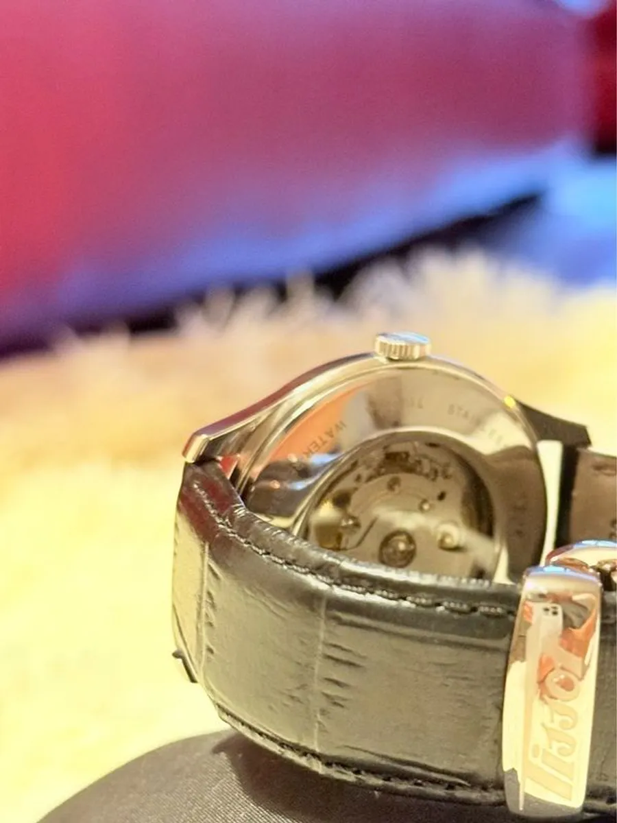 Tissot Visodate Automatic:  42mm, Rare Classic, very good  Condition, Box and  Receipt Included - Image 4