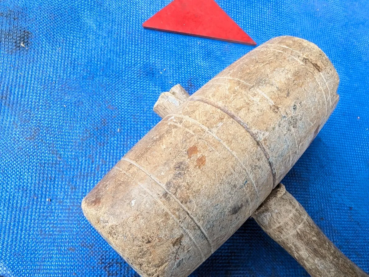 Sheetmetal Snips And Mallet - Image 2