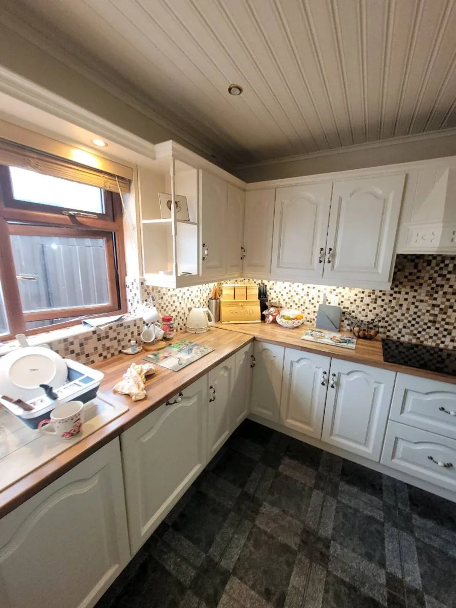 Kitchen - Image 1
