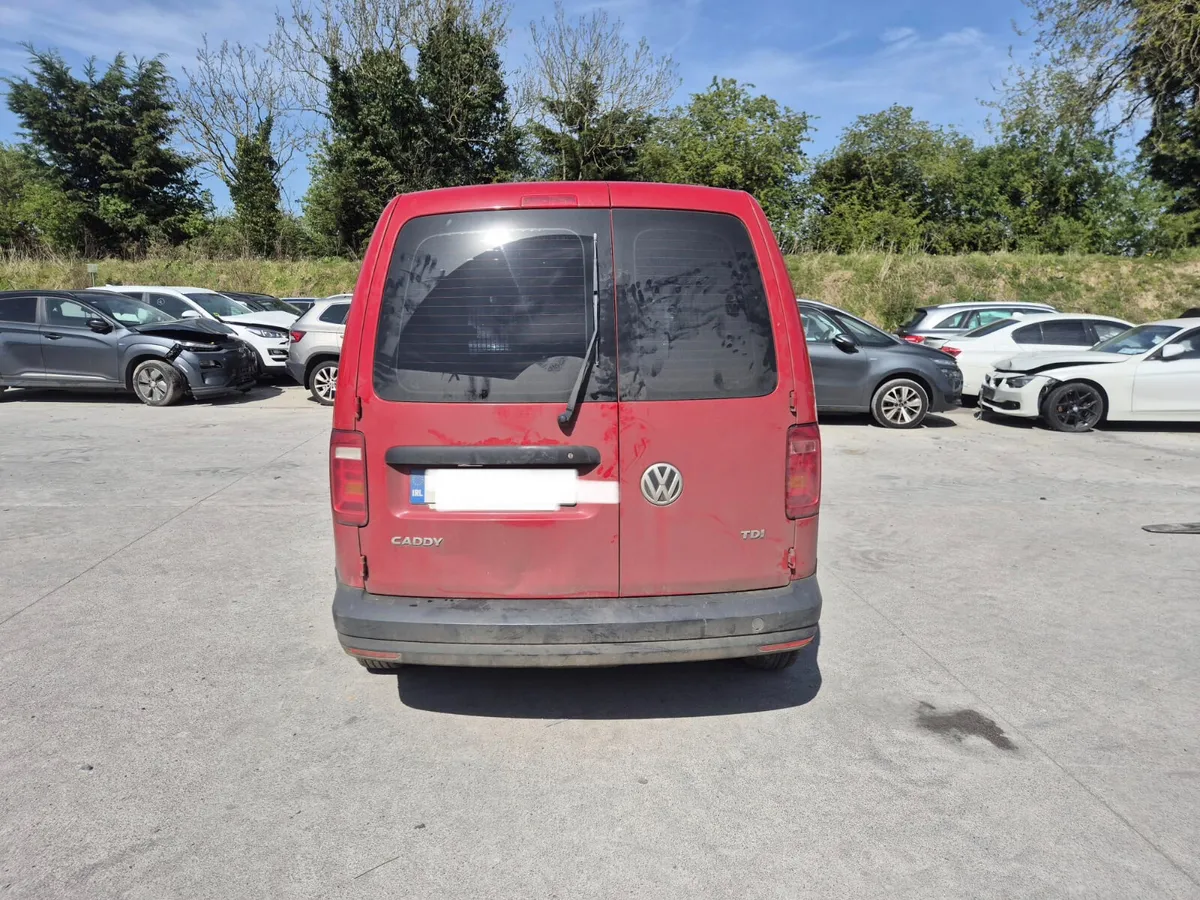 2017 VW Caddy *For Parts* - Image 4