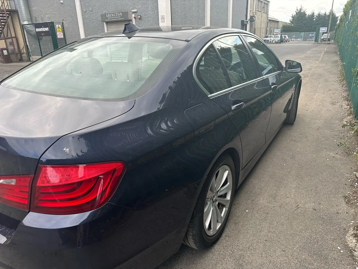 Bmw 5 series 2012 - Image 2